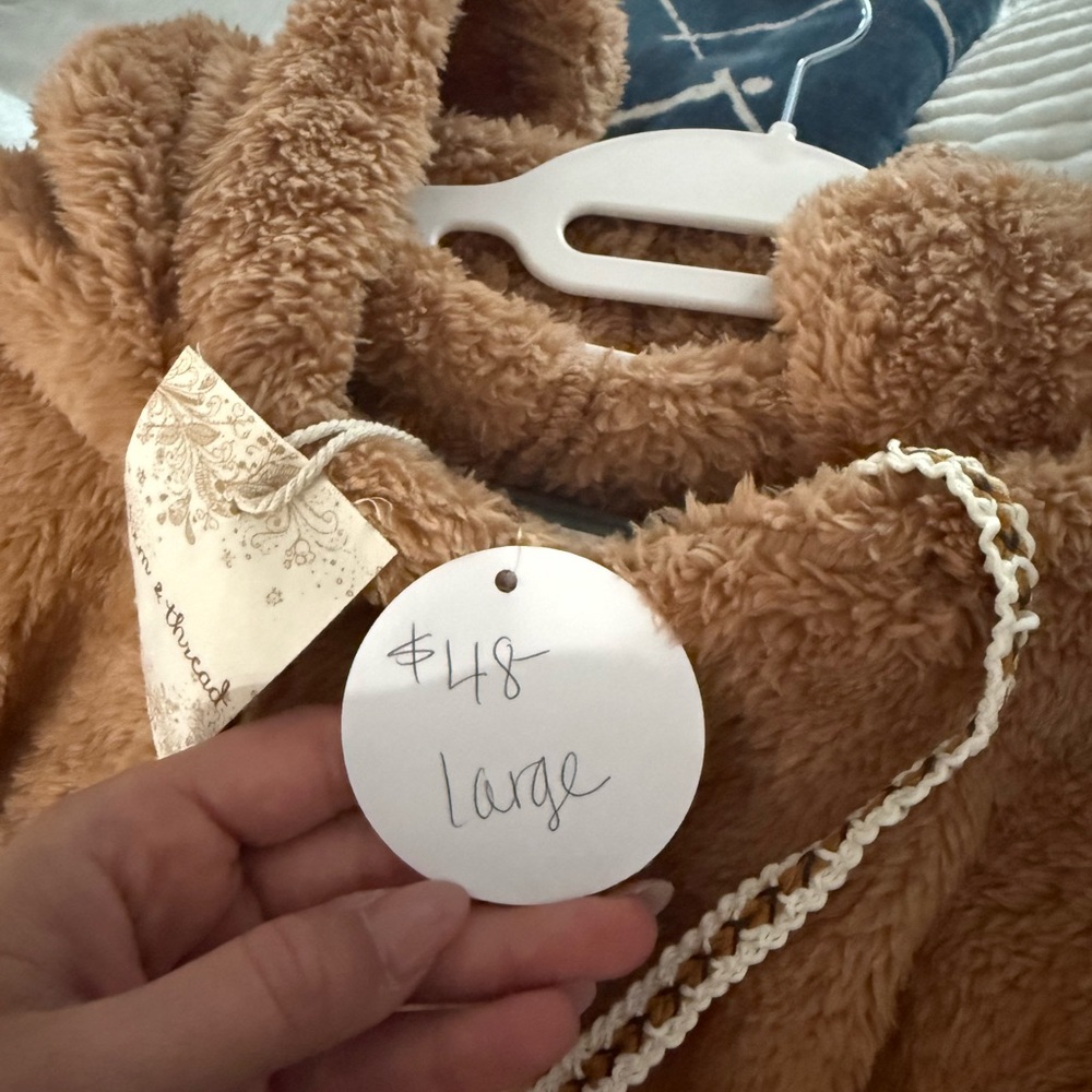 Cozy Brown and White Women's Sweater - Picture 4 of 10